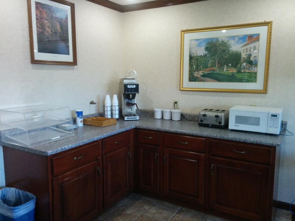 Budget Inn- Troy Екстер'єр фото